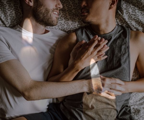 tecnicas para atraer el amor gay